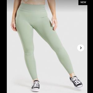 Whitney high rise leggings on Green Moss